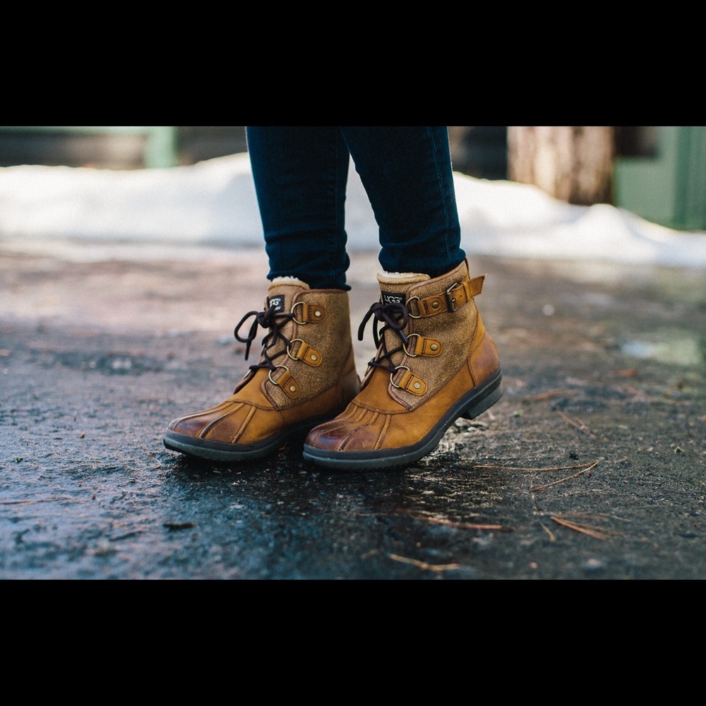 UGG Womens Cecile Winter Boots